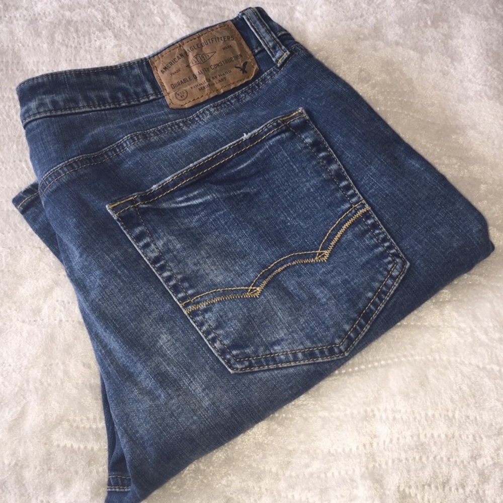 American Eagle Men's Blue Denim Jeans